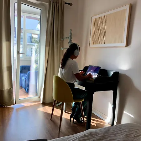 Apartment Refugio Historico E Elegante- A Curta Distancia Do Castelo, Praias E Lisboa